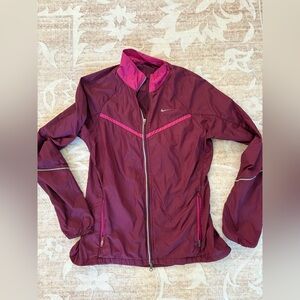 Nike Burgundy Zip-Up Windbreaker Running Jacket Size M Women’s
